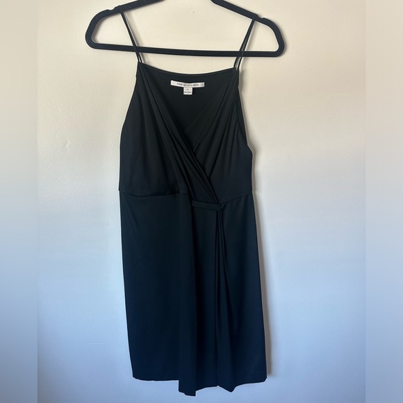 LIKE NEW Diane Von Furstenberg Black Silk Mini Strappy Dress Size 6 - Picture 2 of 7